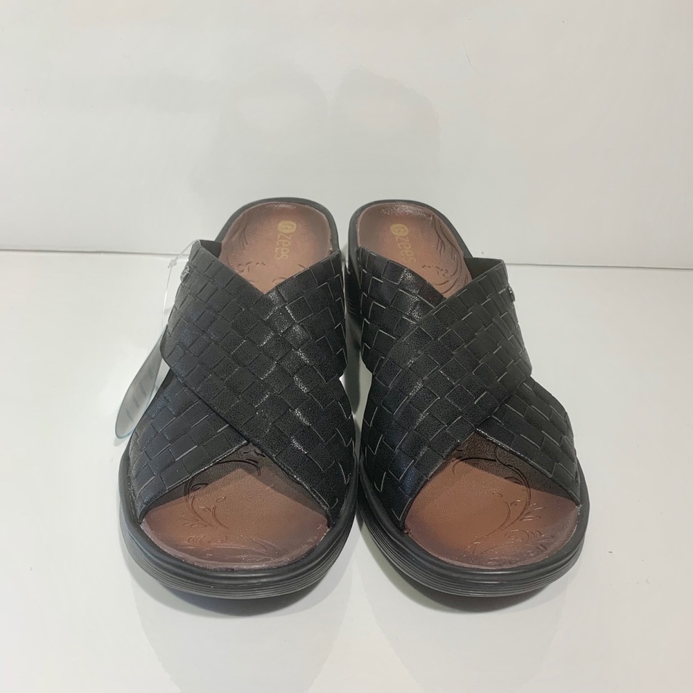 New Naturalizer Bzees Dusty  black  11 sandals